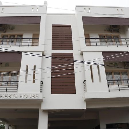 Fiesta House Pallikaranai Τσενάι Εξωτερικό φωτογραφία