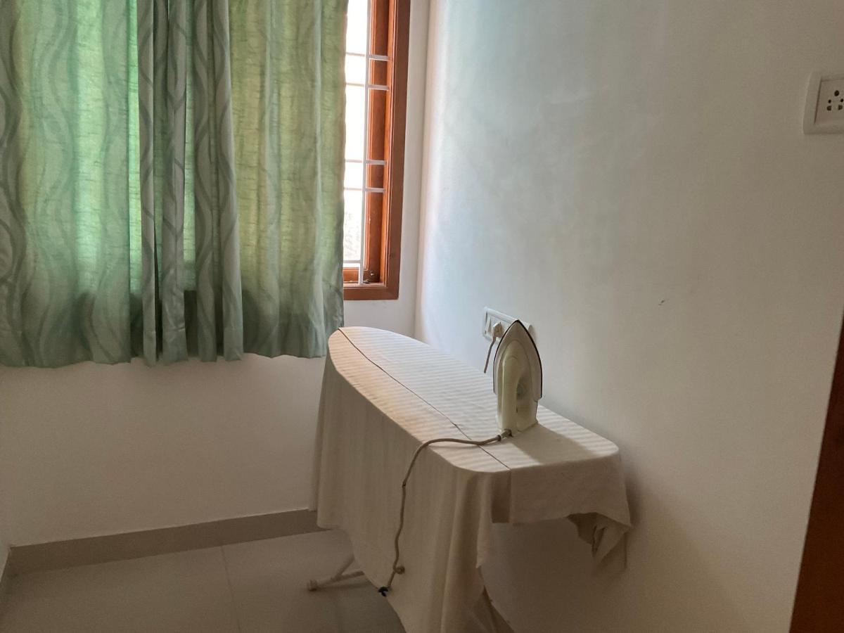 Fiesta House Pallikaranai Τσενάι Εξωτερικό φωτογραφία